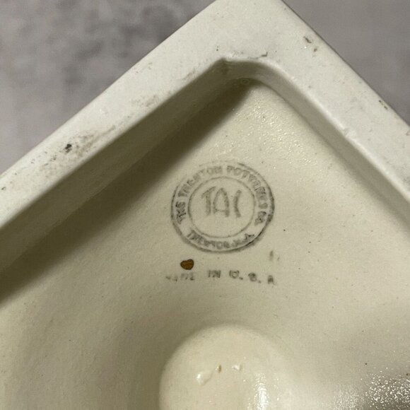 Vintage Trenton Potteries Cream Spring Floral Neoclassic Urn Vase Ceramic 8.25" - Picture 10 of 11